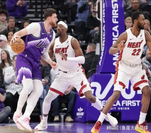 青春球场夜,小学精英,不让时光虚,万博manbetx体育平台,万博体育官网,万博体育app下载,ManBetX,SPORTS