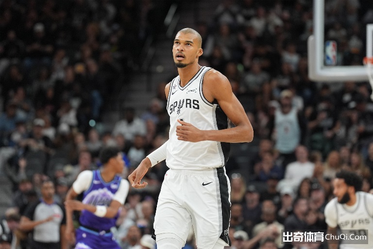 拜仁险胜,联赛四连珠,成功保住不,万博manbetx体育平台,万博体育官网,万博体育app下载,ManBetX,SPORTS