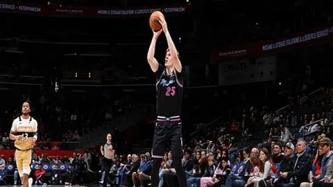 红魔败北热刺一球，主帅感叹执教艰辛